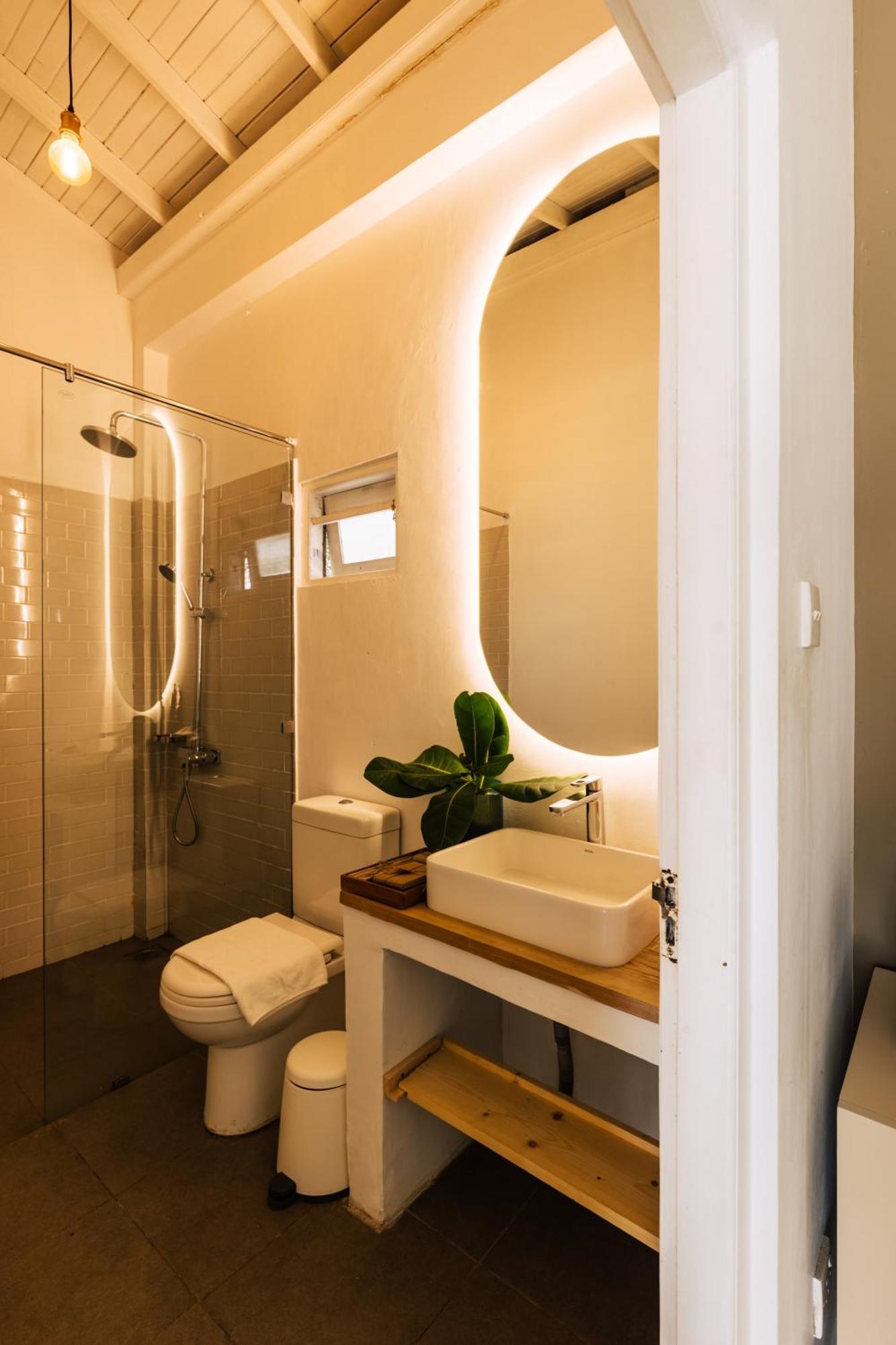 Sea Salt Society Hotel Хикадува Екстериор снимка