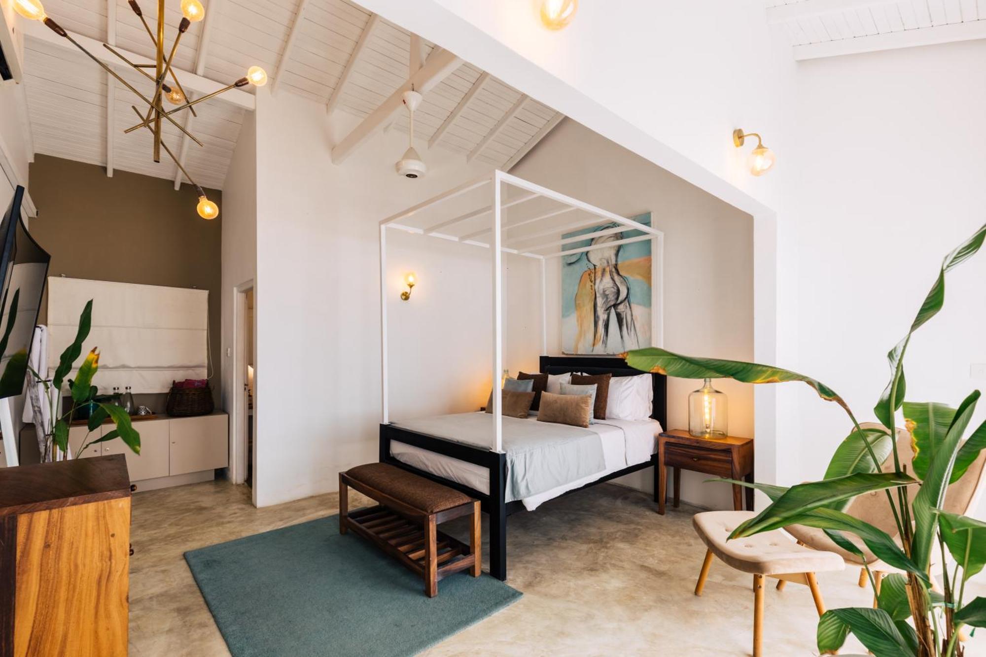 Sea Salt Society Hotel Хикадува Екстериор снимка