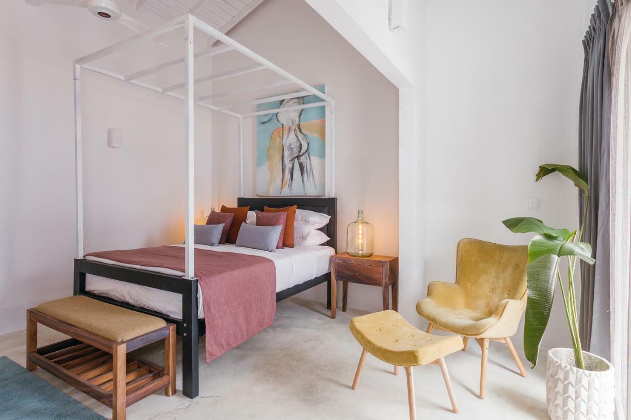 Sea Salt Society Hotel Хикадува Екстериор снимка